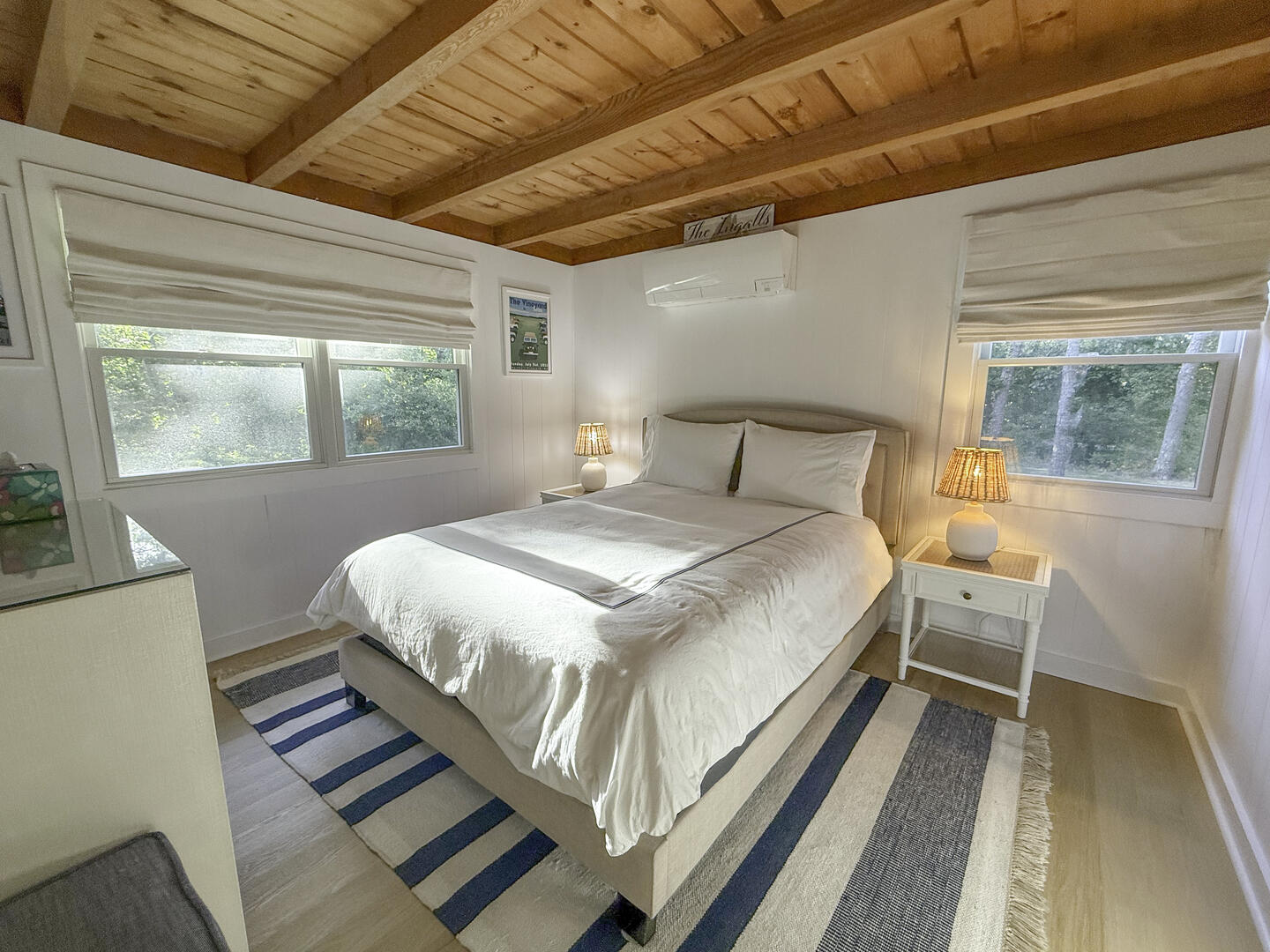 BR2 Queen, First Floor