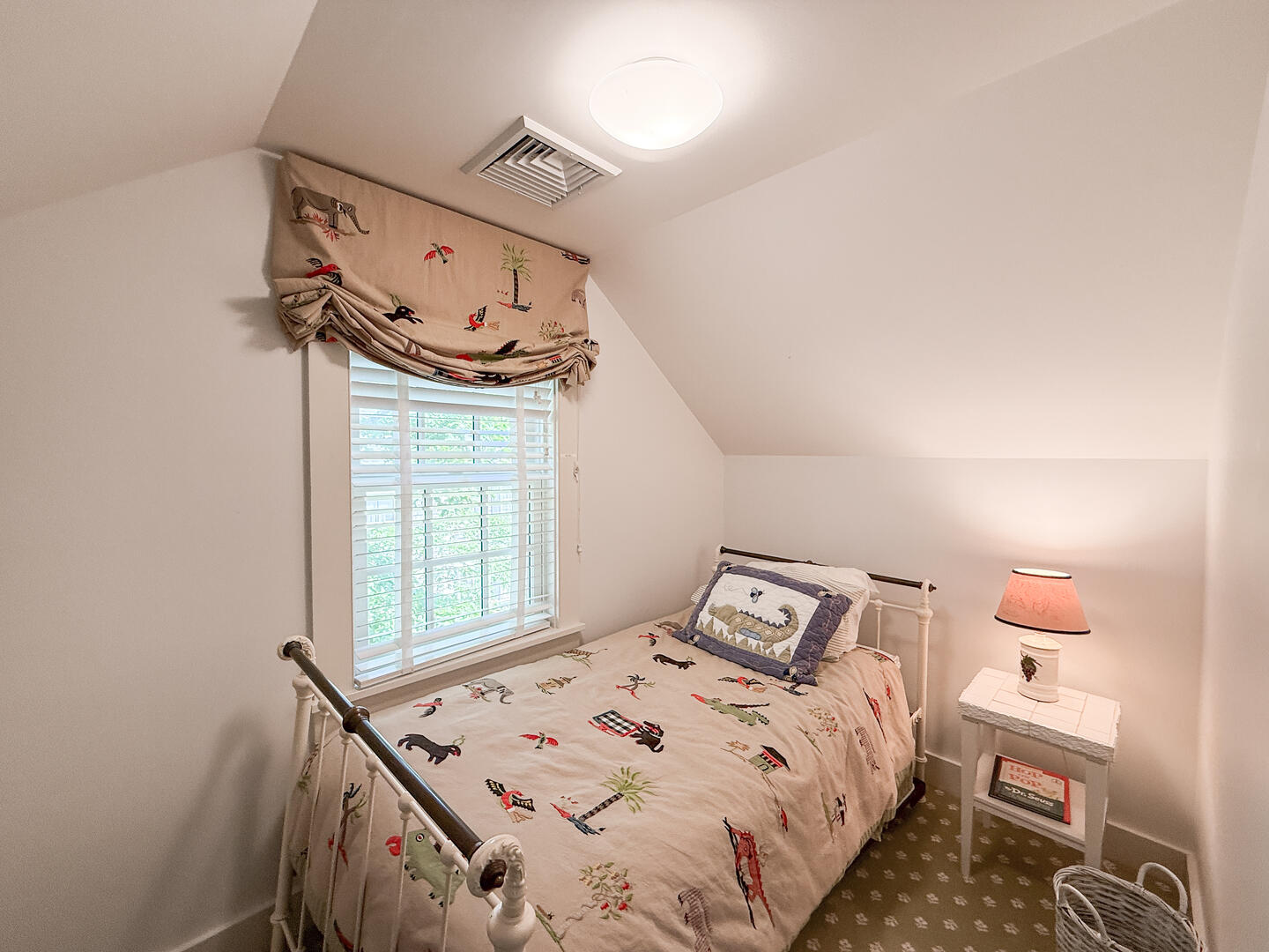 BR5 Twin Bed, Third Floor