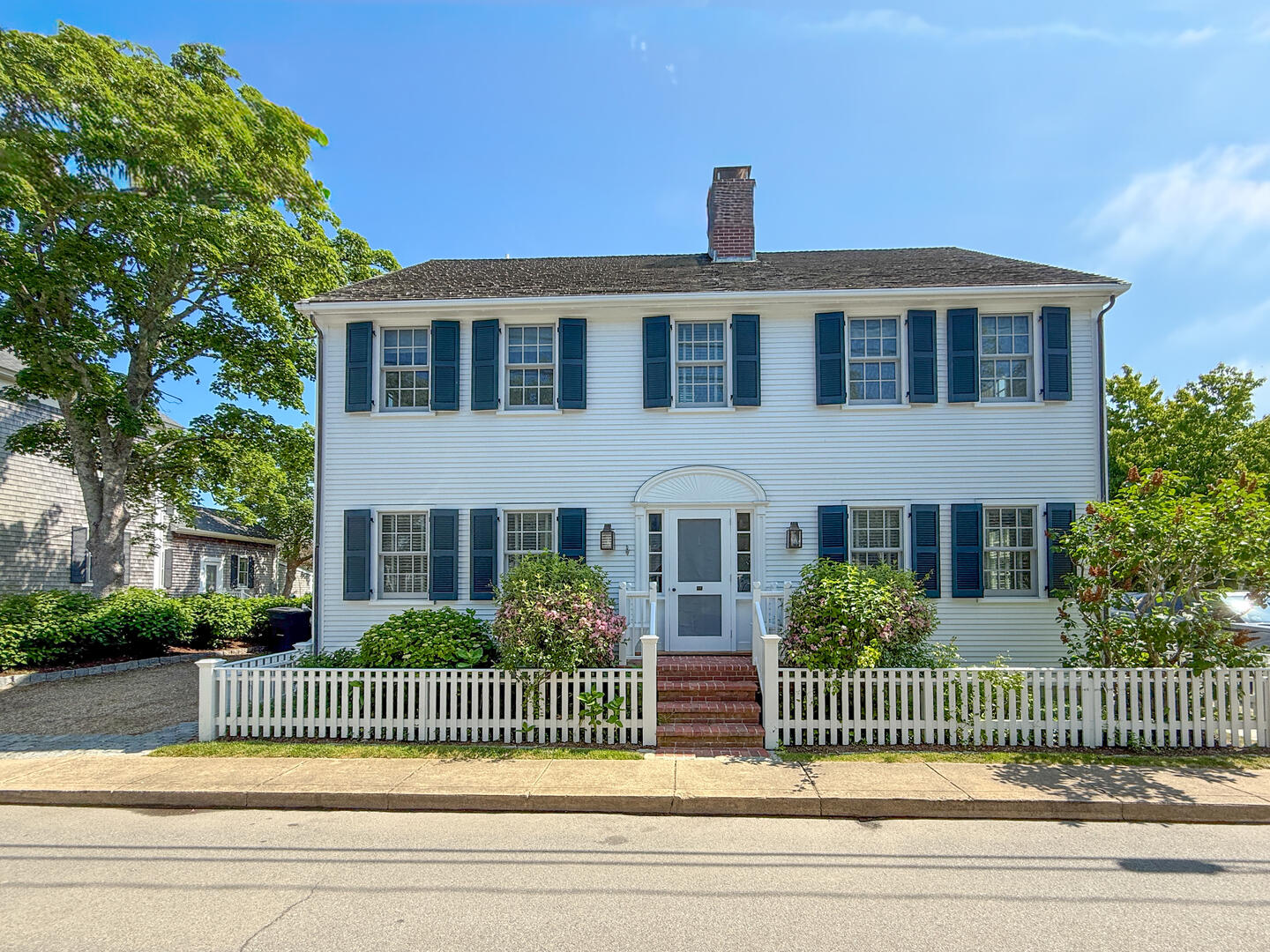 Edgartown Downtown 8