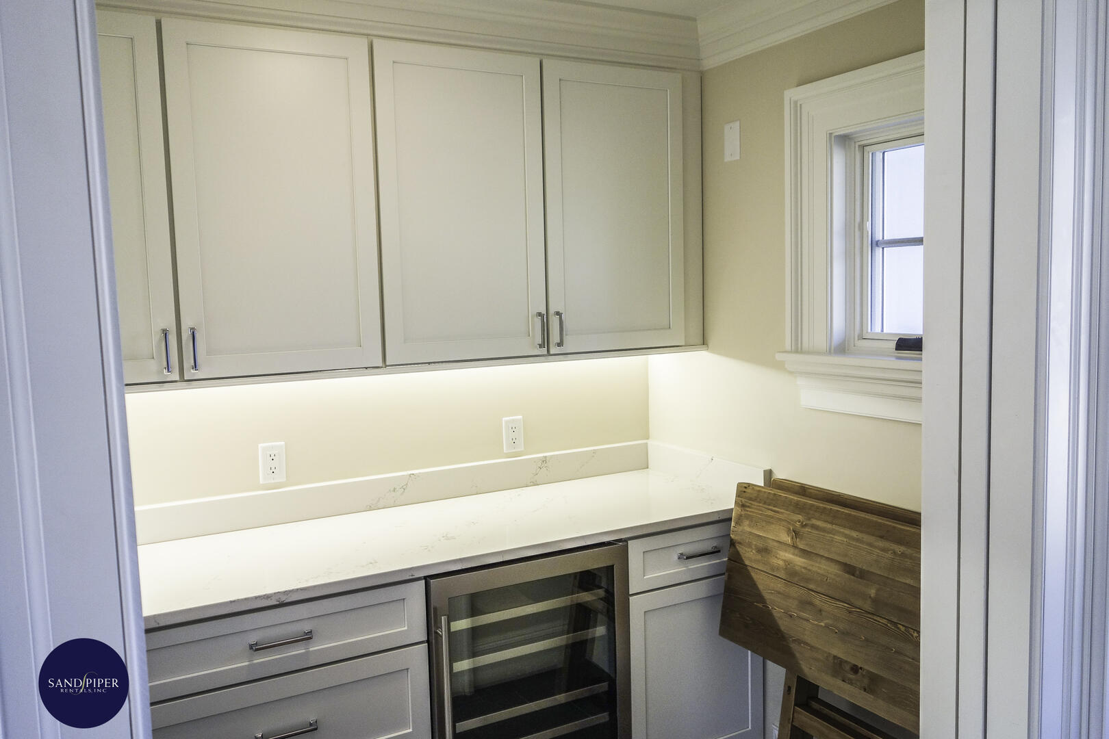 Butlers Pantry with Beverage Fridge