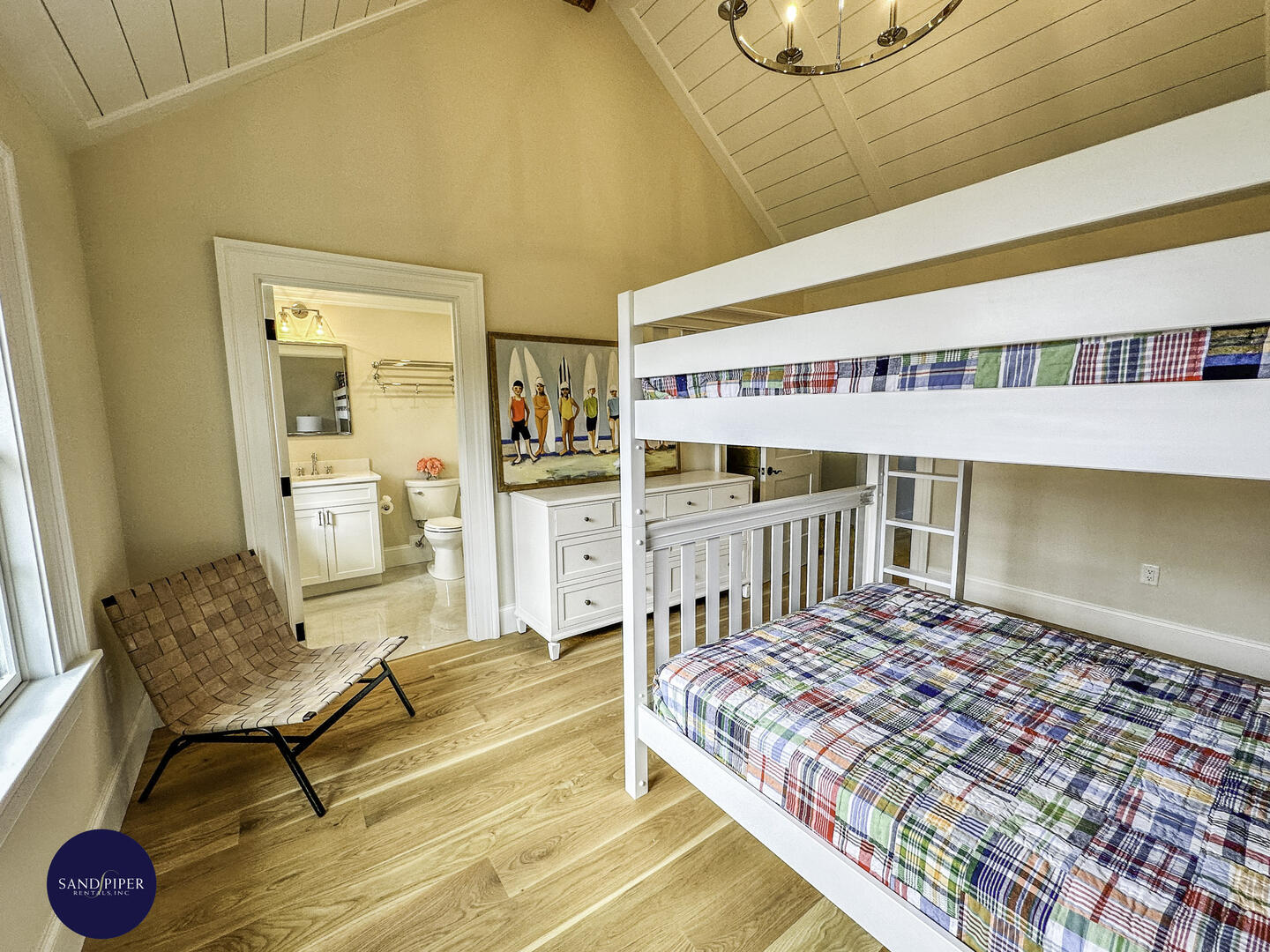 BD3, Queen Over Queen Bunk Beds, Ensuite Bath