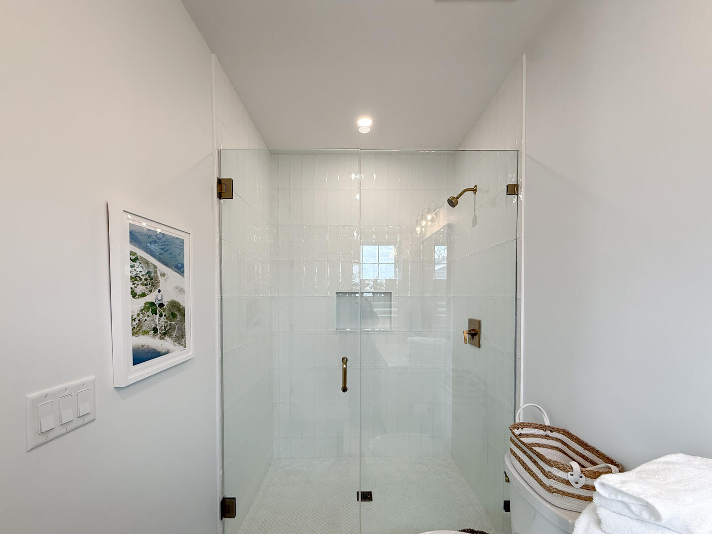 BR5 King En Suite with a Shower Stall, Above the Garage