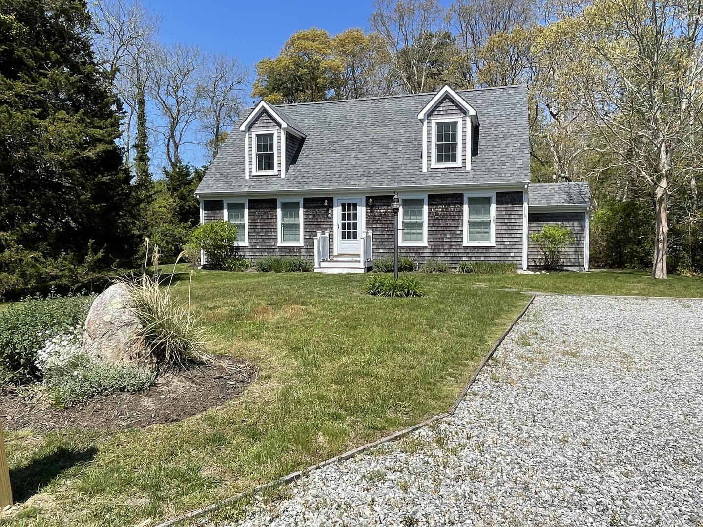 Vineyard Haven 984