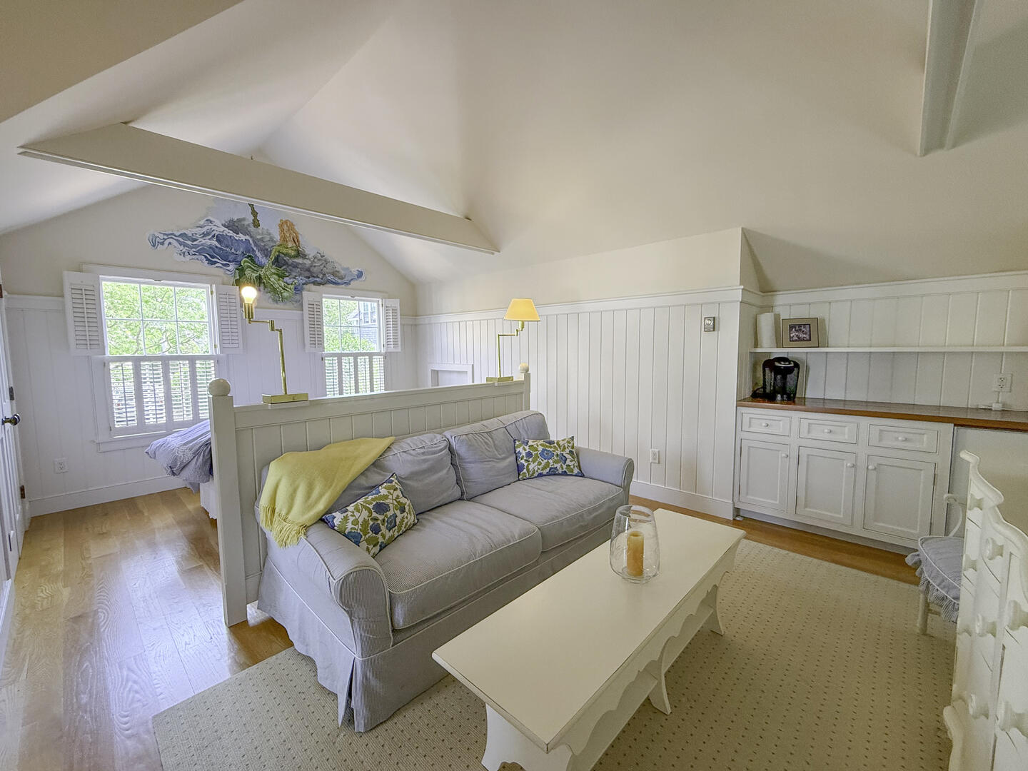 Carriage House: BR5 Queen En Suite, Second Floor