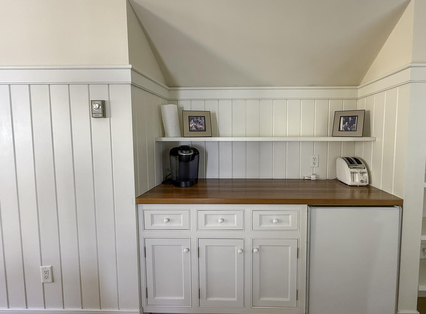 Carriage House: BR5 Queen En Suite, Second Floor