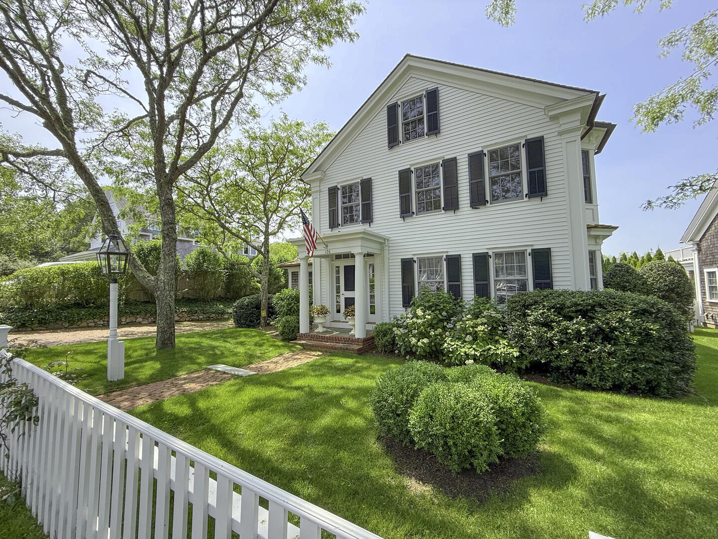 Edgartown Downtown 1 2