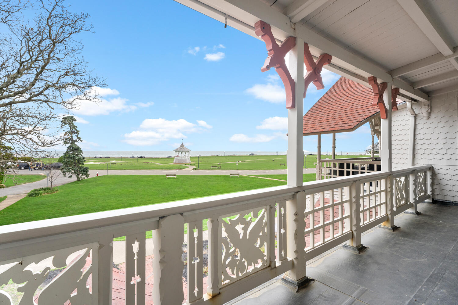 Deck Overlooking Ocean Park