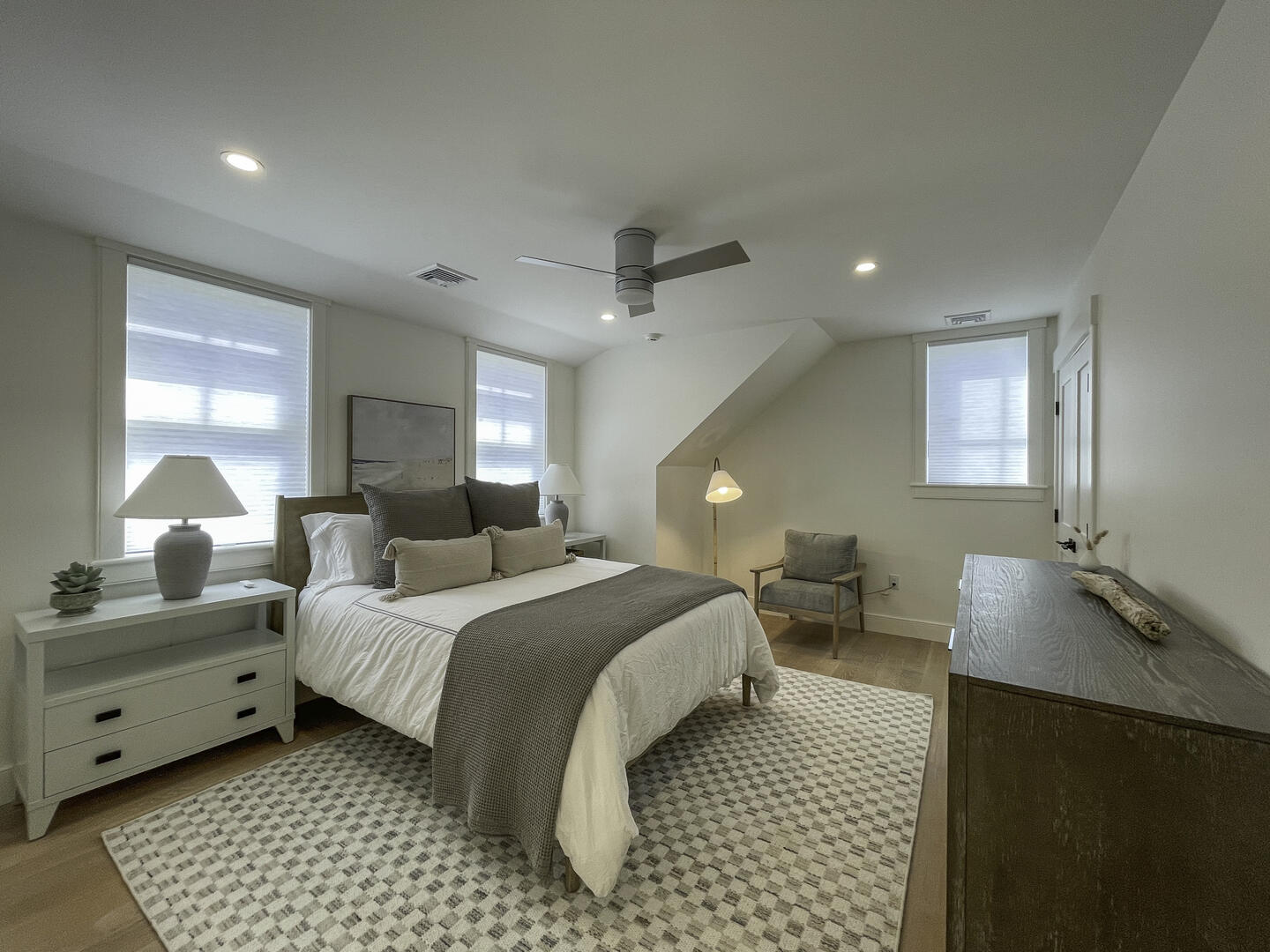 BR3 Queen, with Ensuite, Second Floor