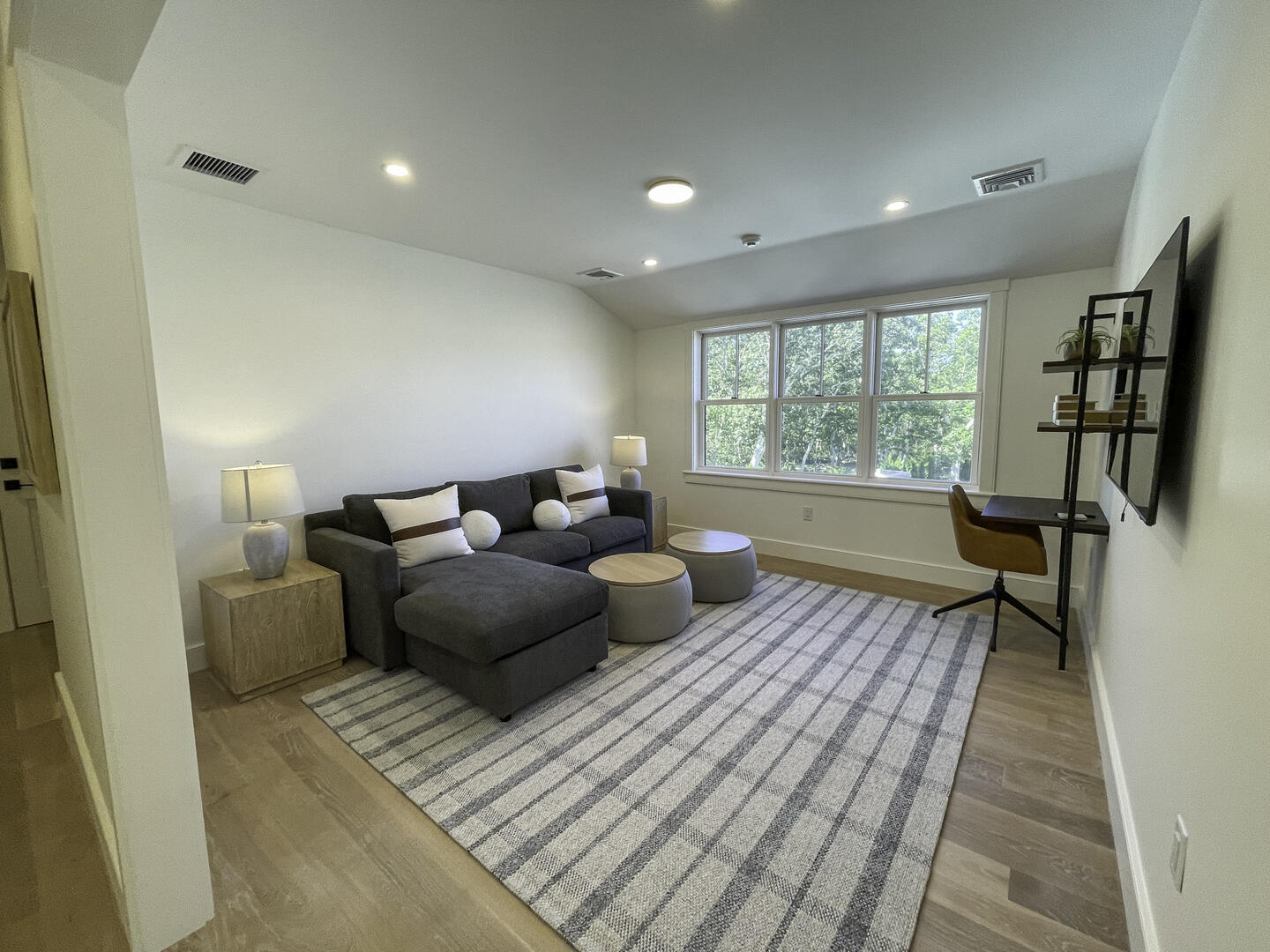 Sitting Room, Second Floor