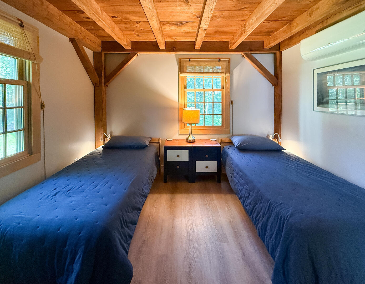 BR2 (2) Twin Beds, First Floor