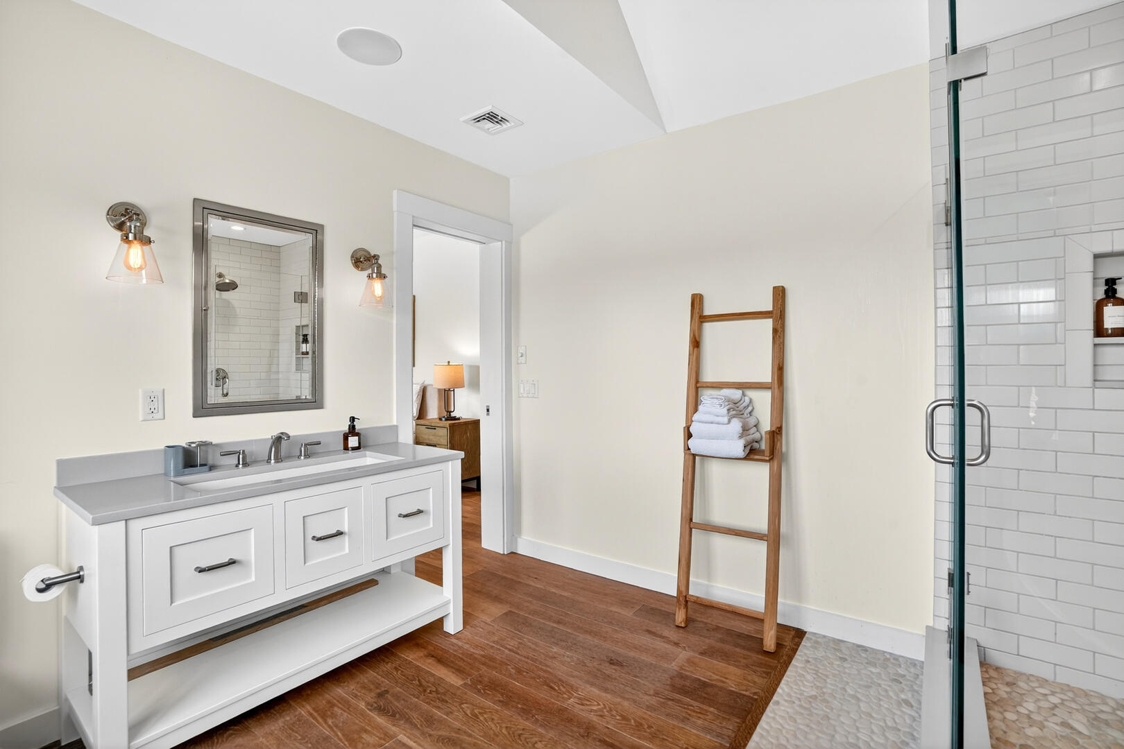 BR2 King En Suite with a Shower Stall 