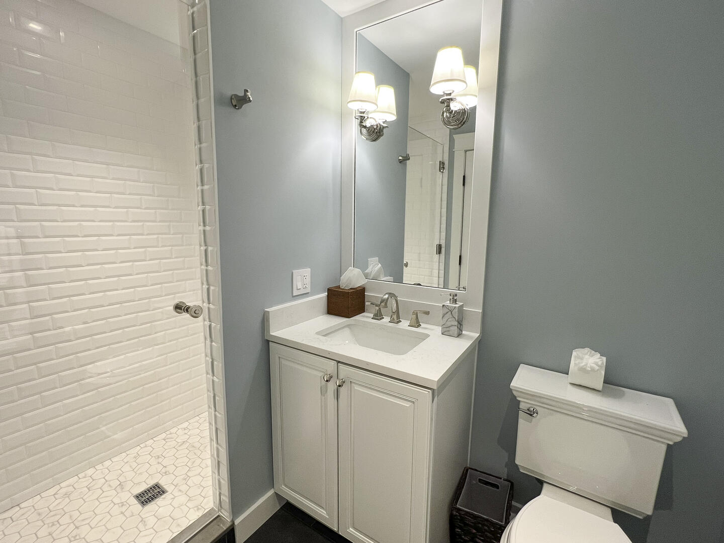 BR3 King En Suite with Shower Stall, Second Floor