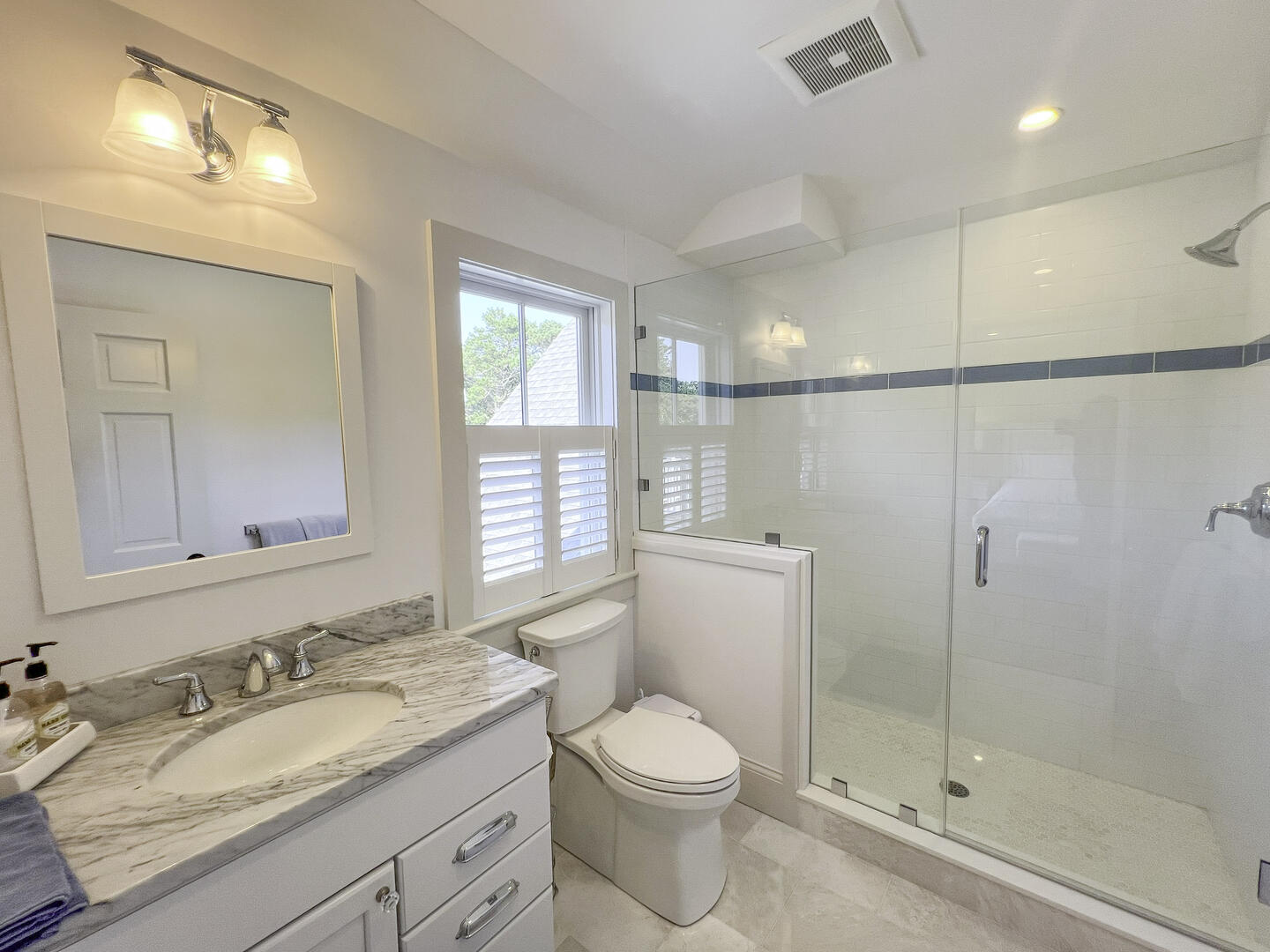 BR4 Queen En Suite with Shower Stall, Second Floor