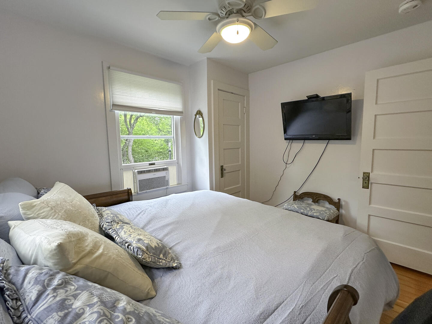 BR3 King, First Floor