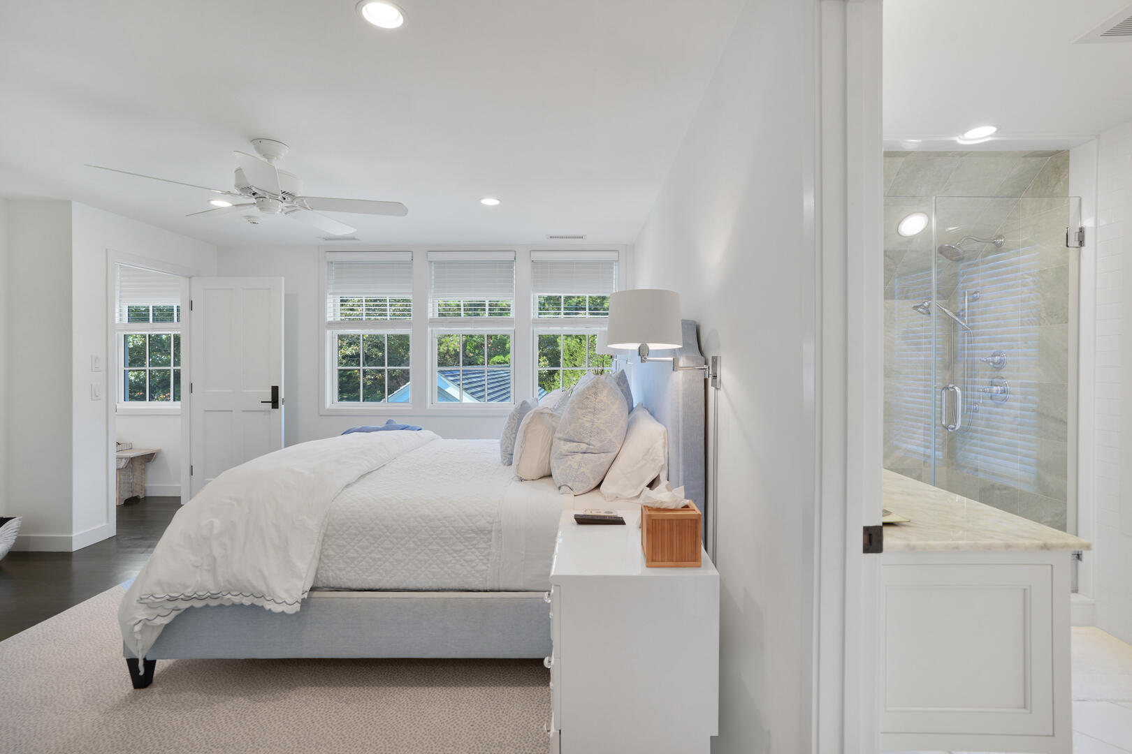 BR3 King En Suite, Second Floor