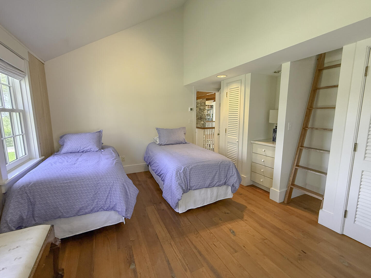 BR3 (2) Twin Beds, Second Floor