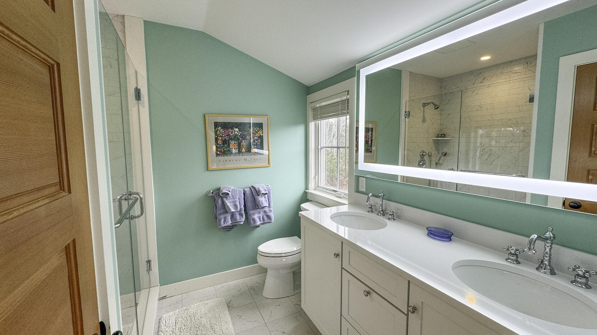 BR2 King En Suite with Shower Stall, Second Floor