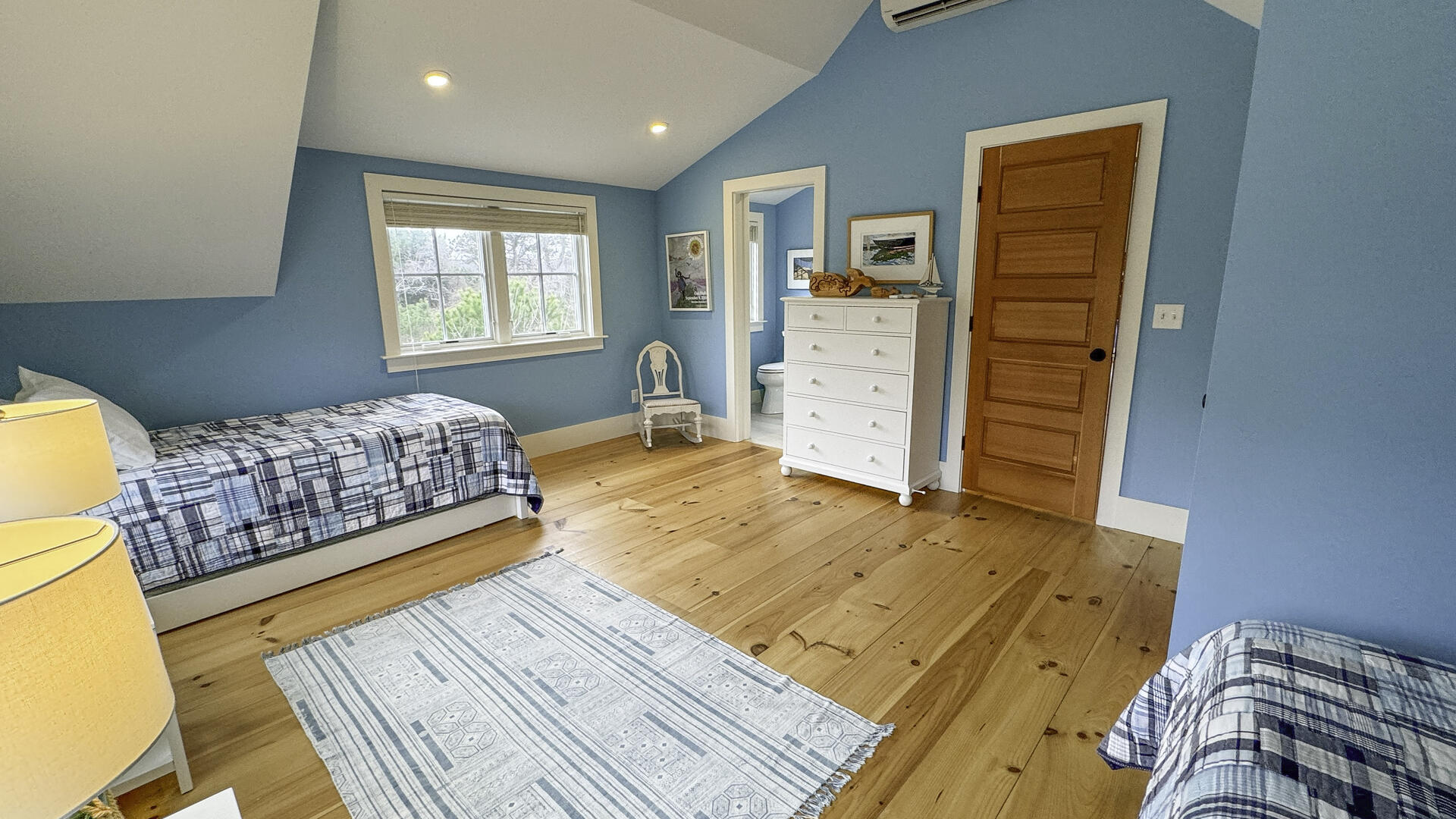 BR3 (2) Twin Beds with Trundles En Suite, Second Floor