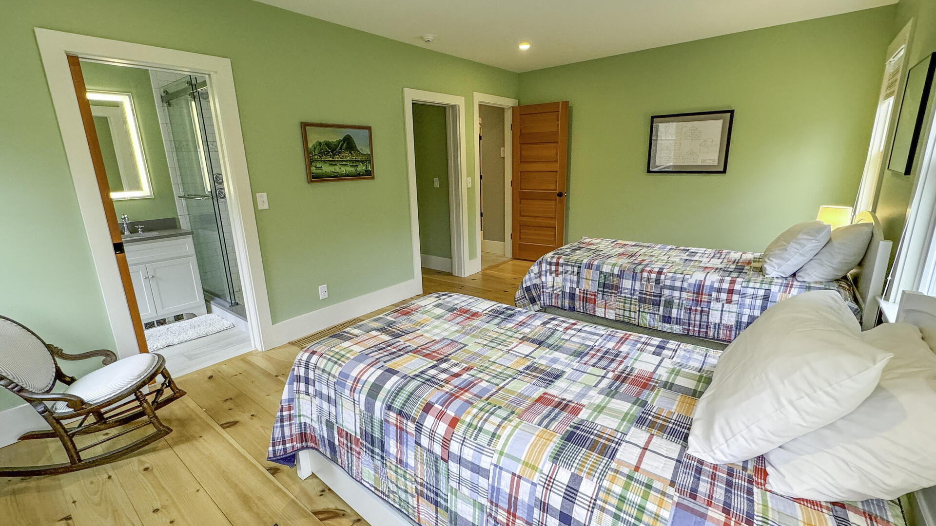 BR4 (2) Twin Beds with Trundles En Suite, First Floor