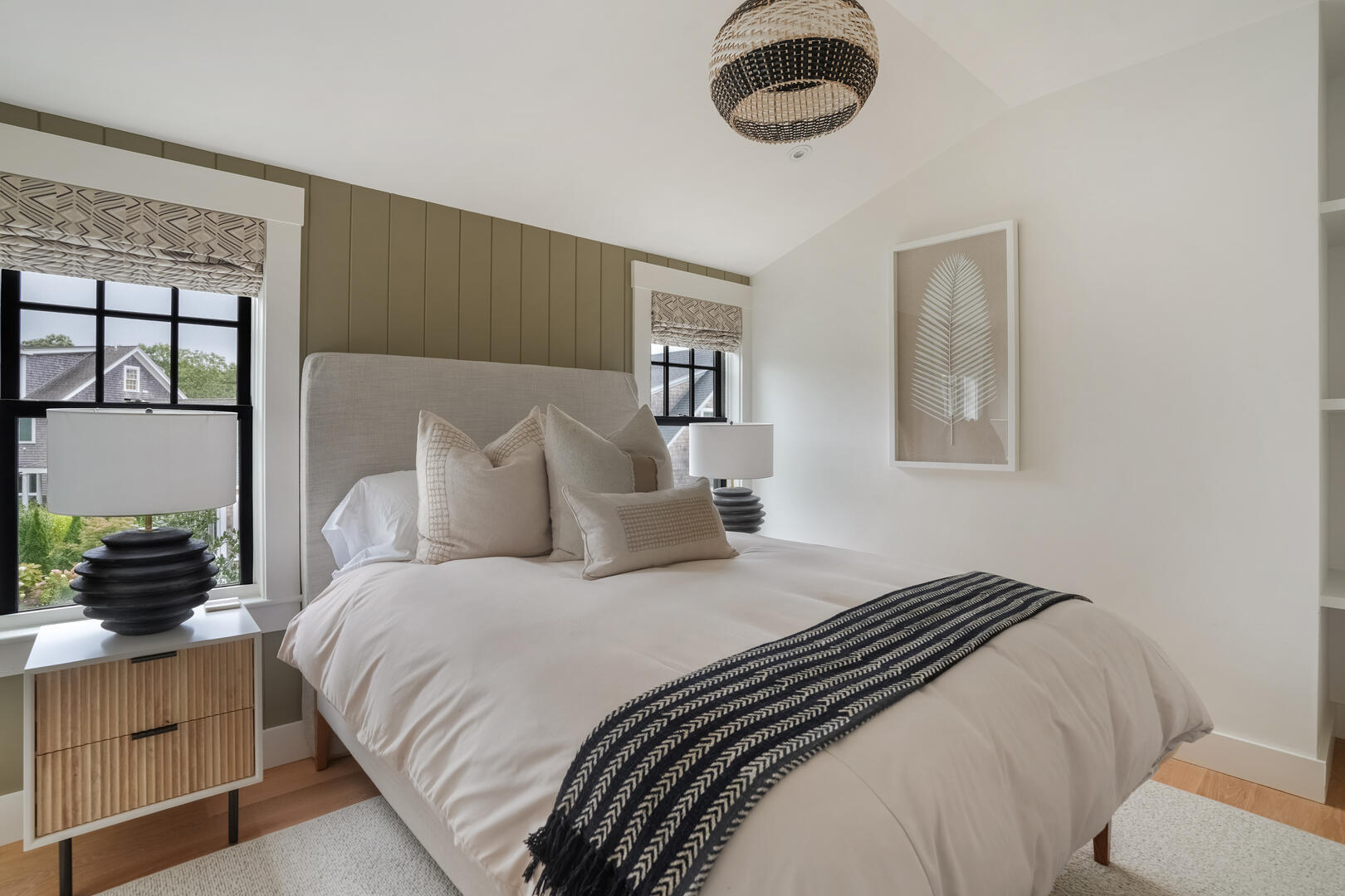 BR3 Queen En Suite, Second Floor