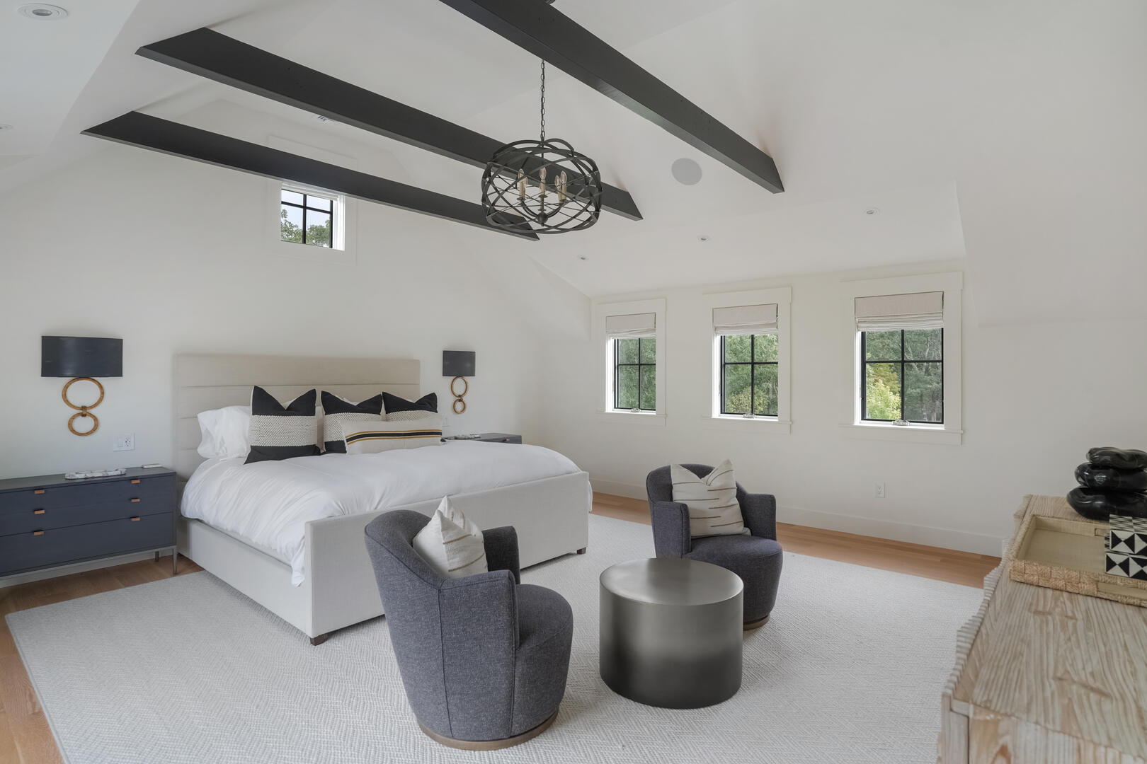 BR2 King En Suite, Second Floor