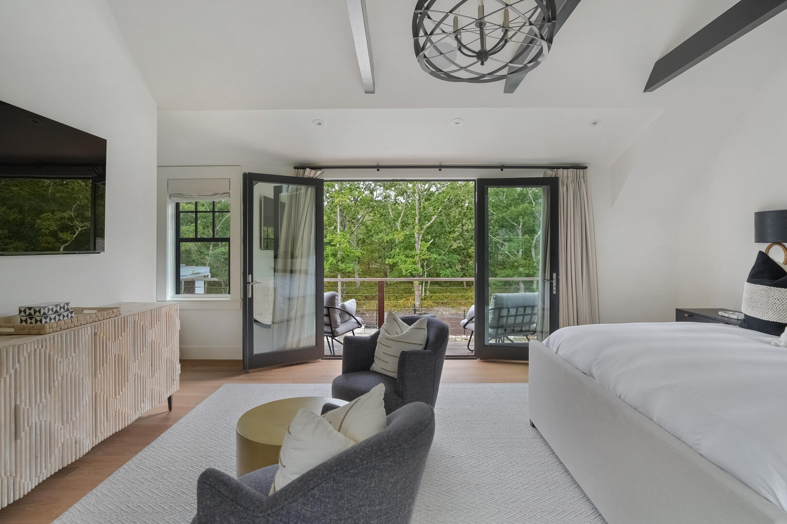 BR2 King En Suite, Second Floor