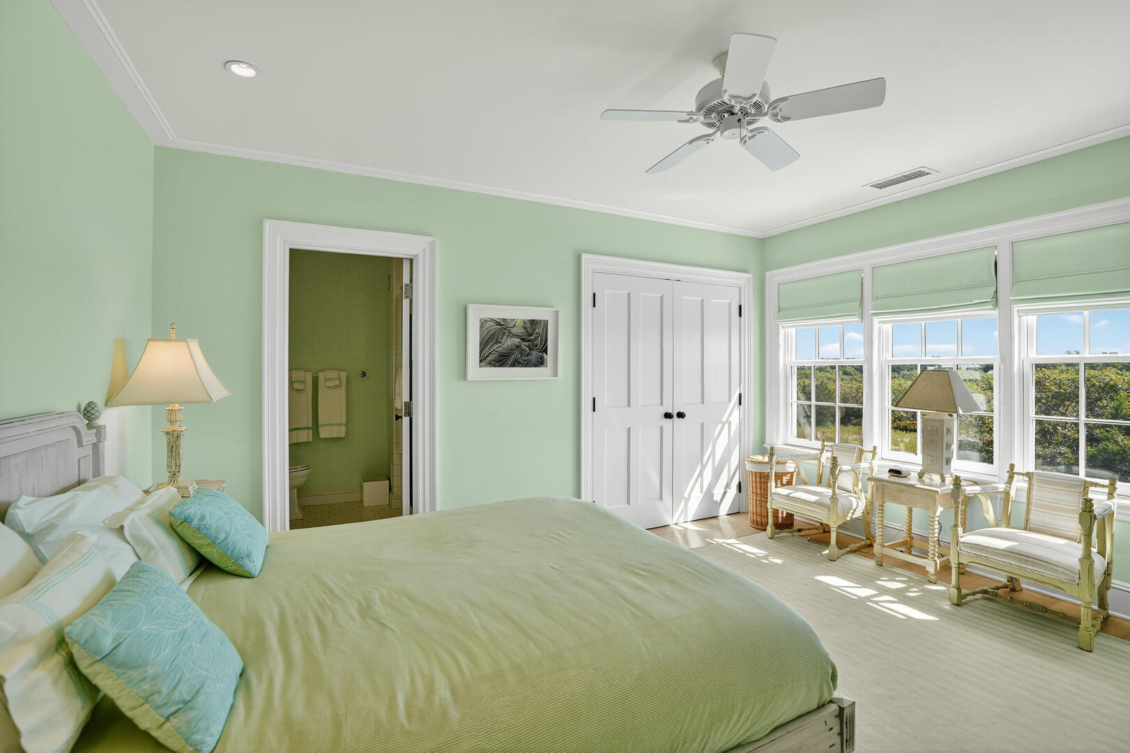 BR4 Queen En Suite, Second Floor