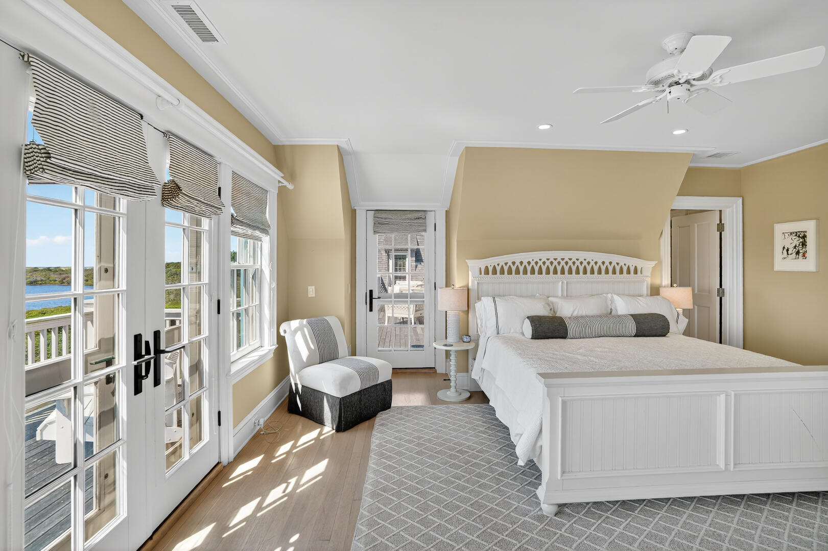 BR3 Queen En Suite, Second Floor