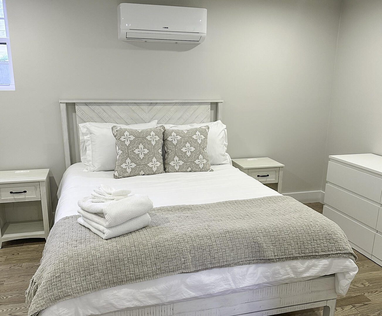 BR5 Queen, Lower Level