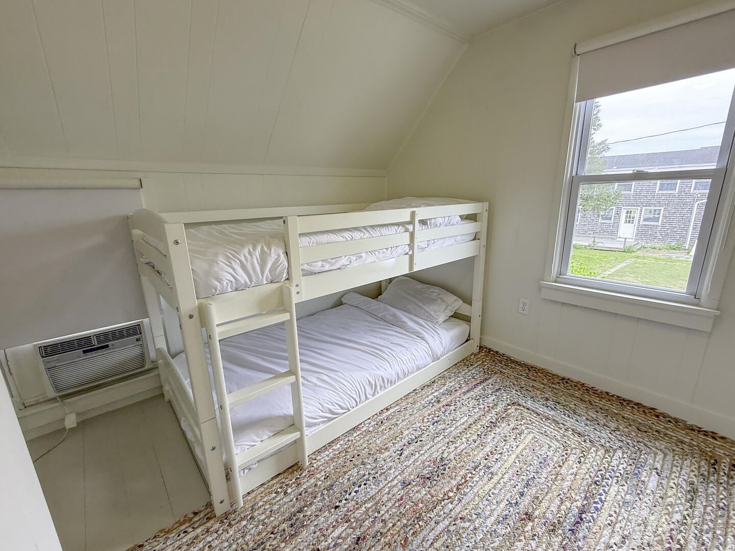 BR3 Bunk Bed, Second Floor