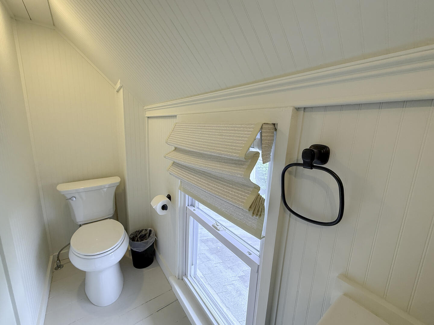 Powder Room, Second Floor