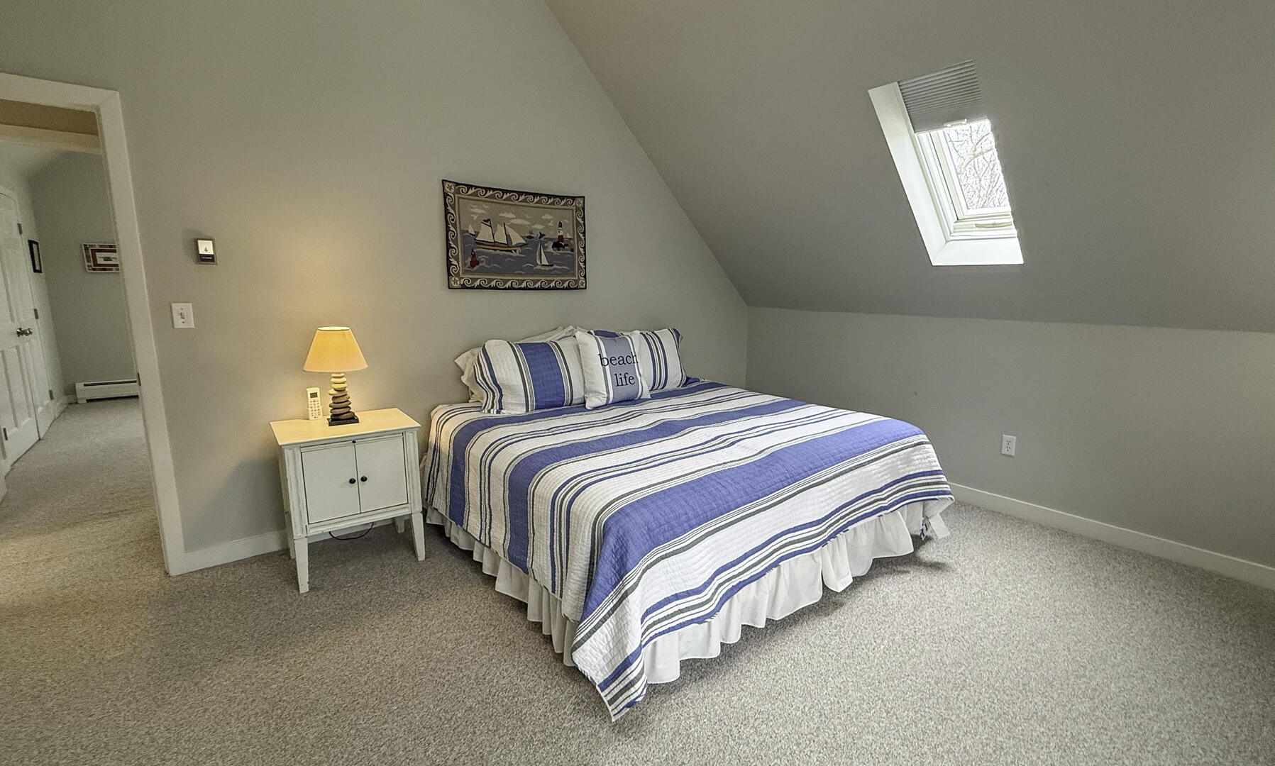 BR2 King (or (2) Twin Beds if requested), Second Floor