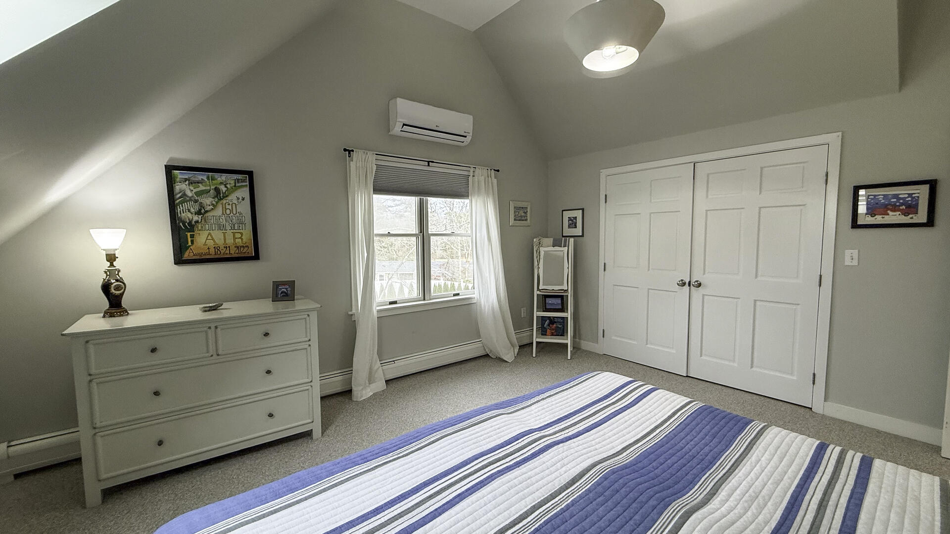 BR2 King (or (2) Twin Beds if requested), Second Floor