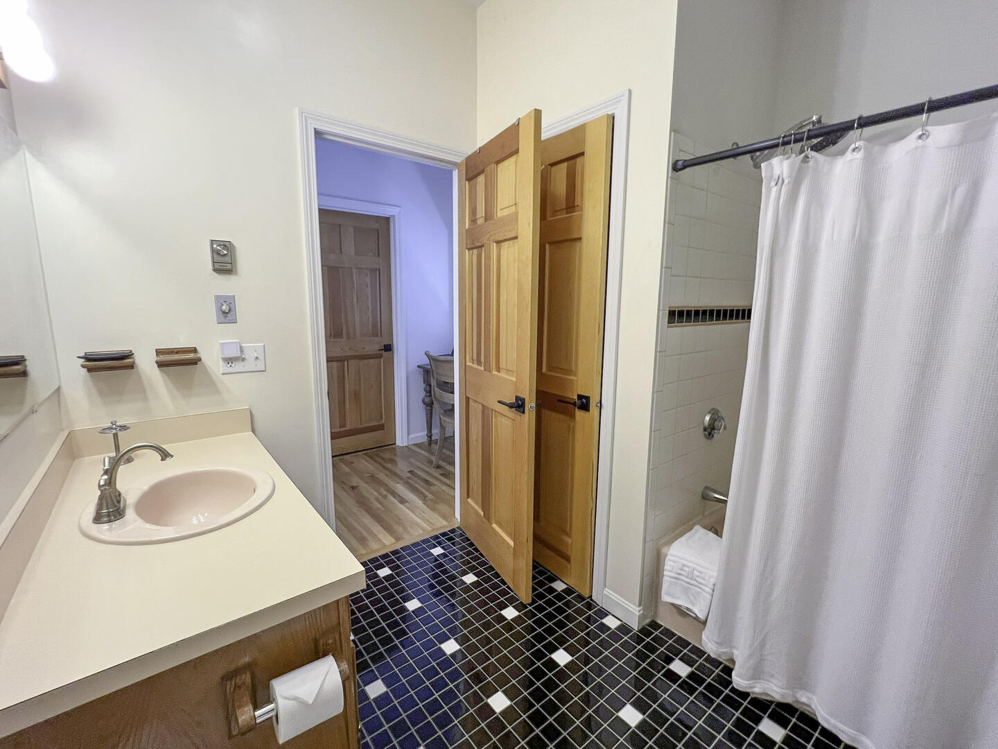 Hall Bath with Tub Shower Combo, Second Floor