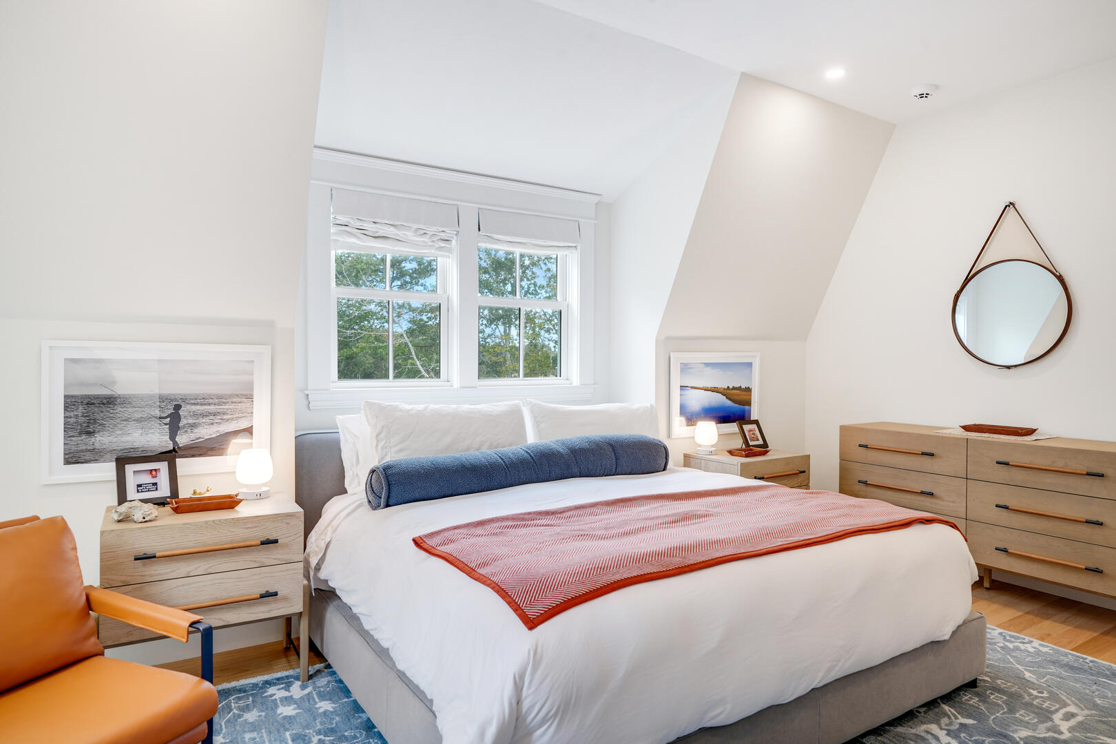 BR2 King En Suite, Second Floor