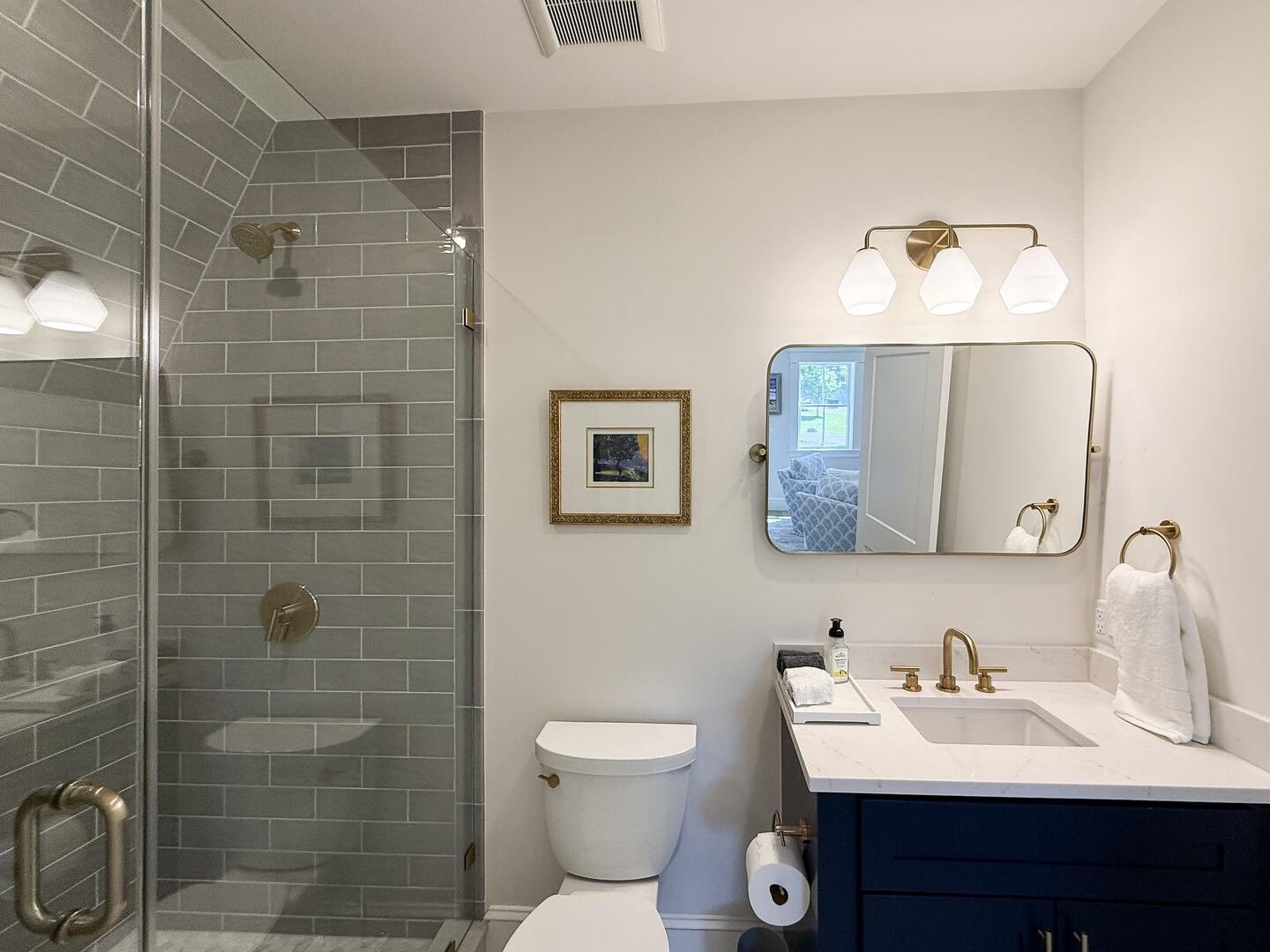 BR5 King En Suite with a Shower Stall, Above the Garage