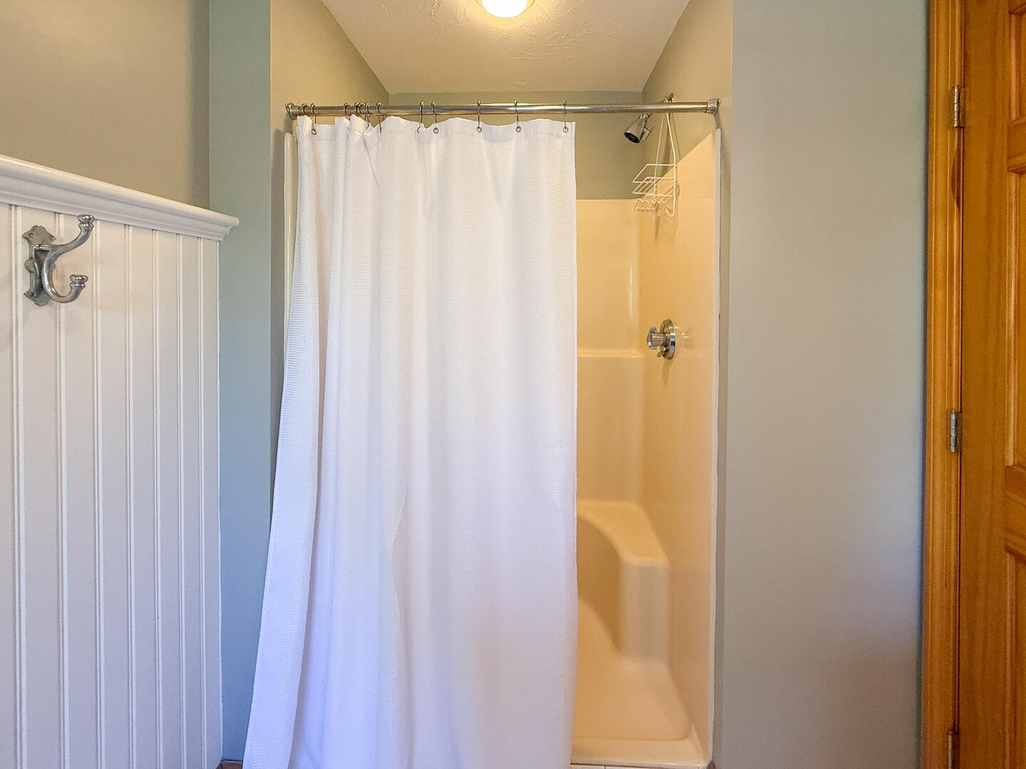 BR1 King En Suite with a Shower Stall, First Floor
