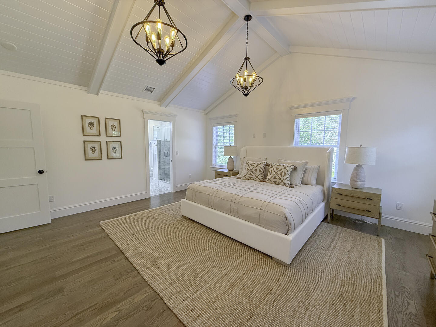 BR2 King En Suite, Second Floor