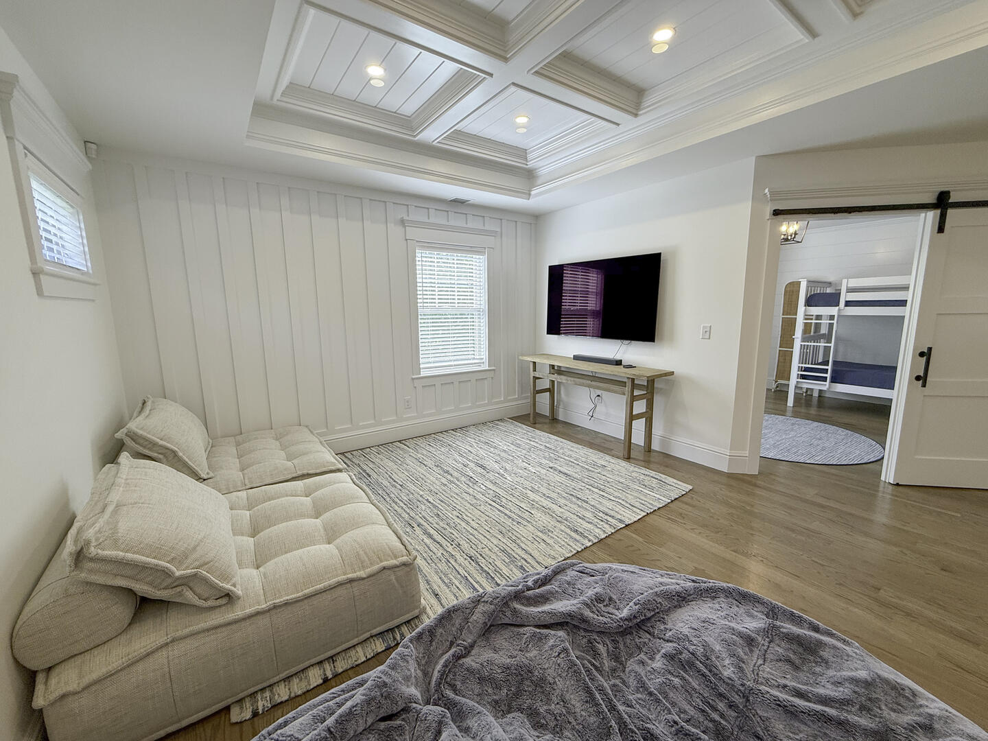 Sitting Area, Second Floor