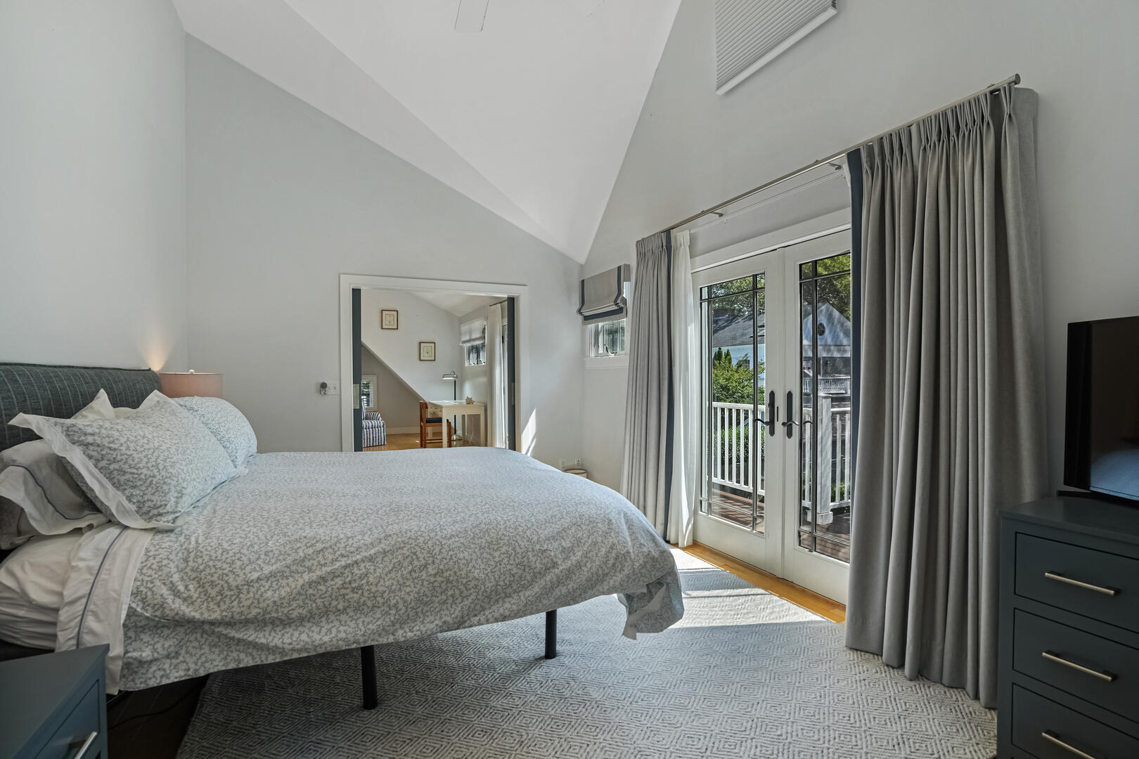 BR1 King En Suite, Second Floor