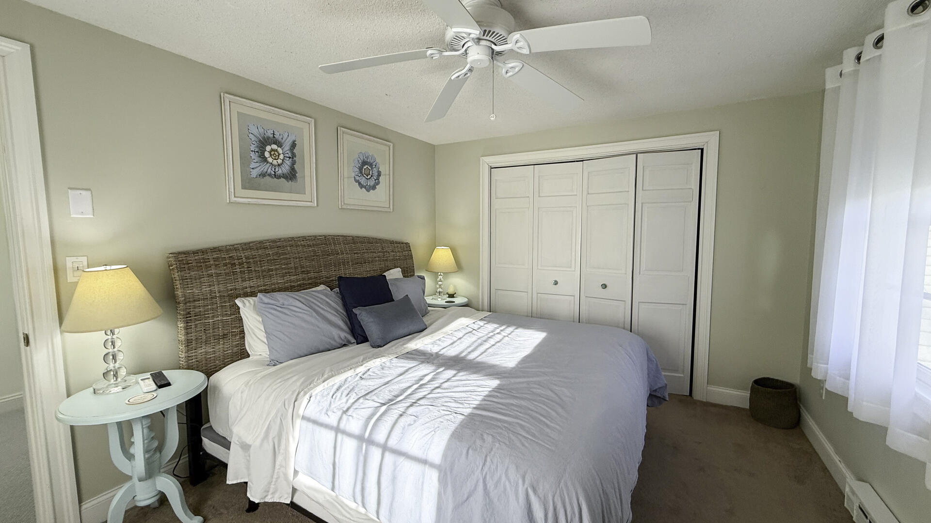 BR1 King, Second Floor