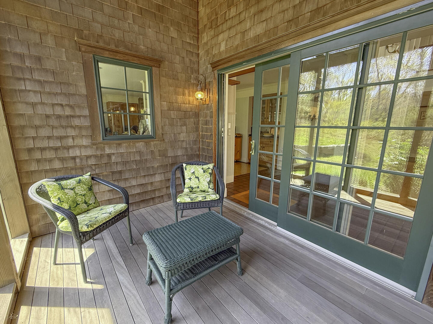 Screened in Porch