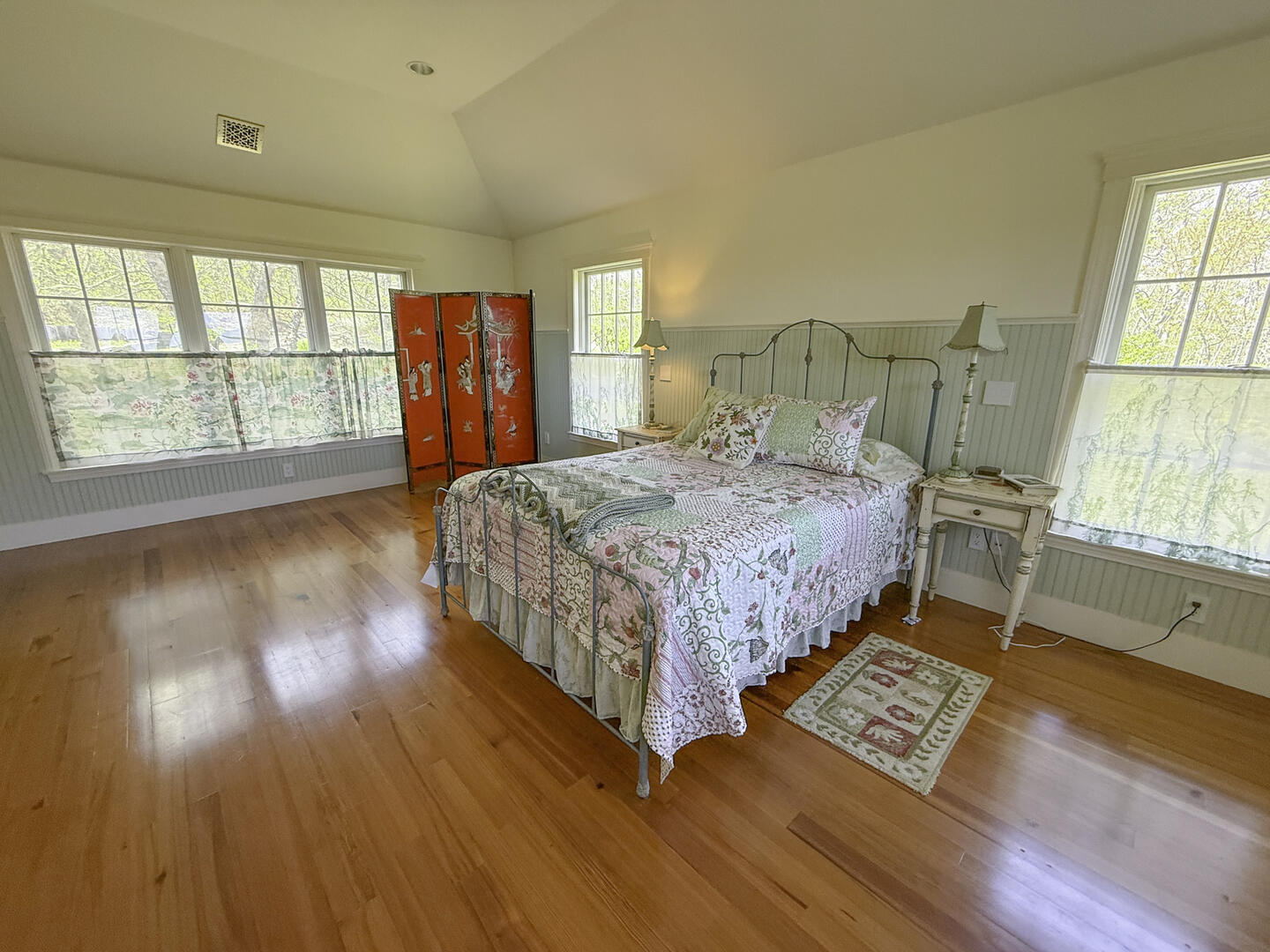 BR1 Queen En Suite, First Floor