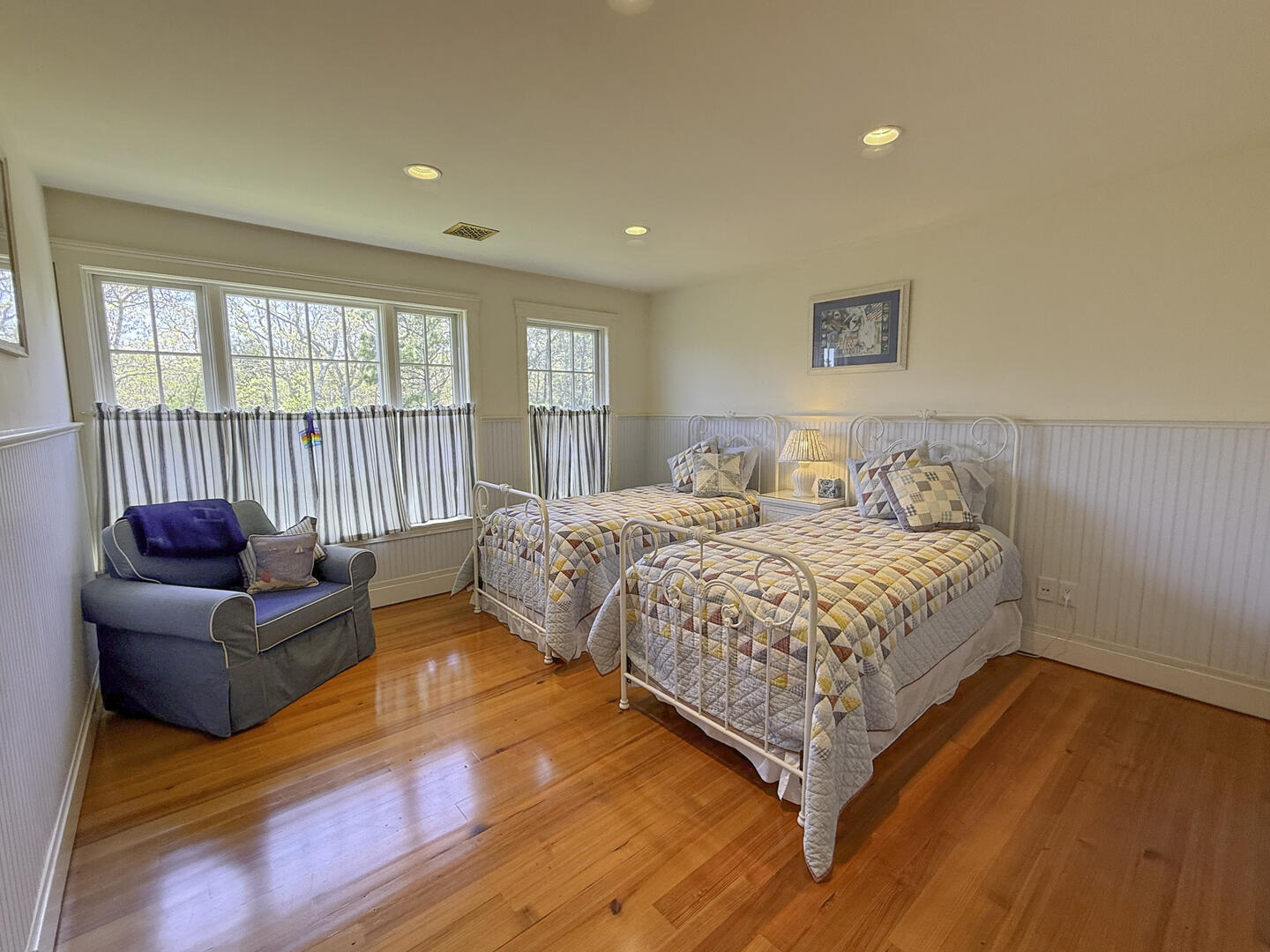 BR4 (2) Twin Beds, Second Floor