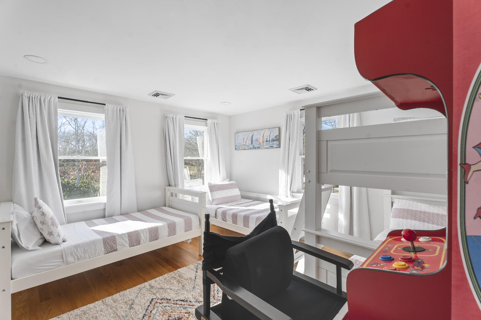 BR3 Bunk Bed, Second Floor