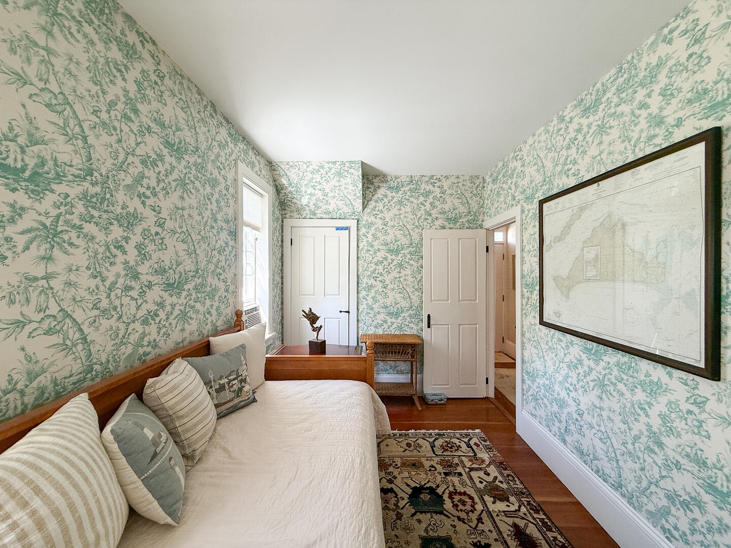 BR4 Daybed En Suite, First Floor