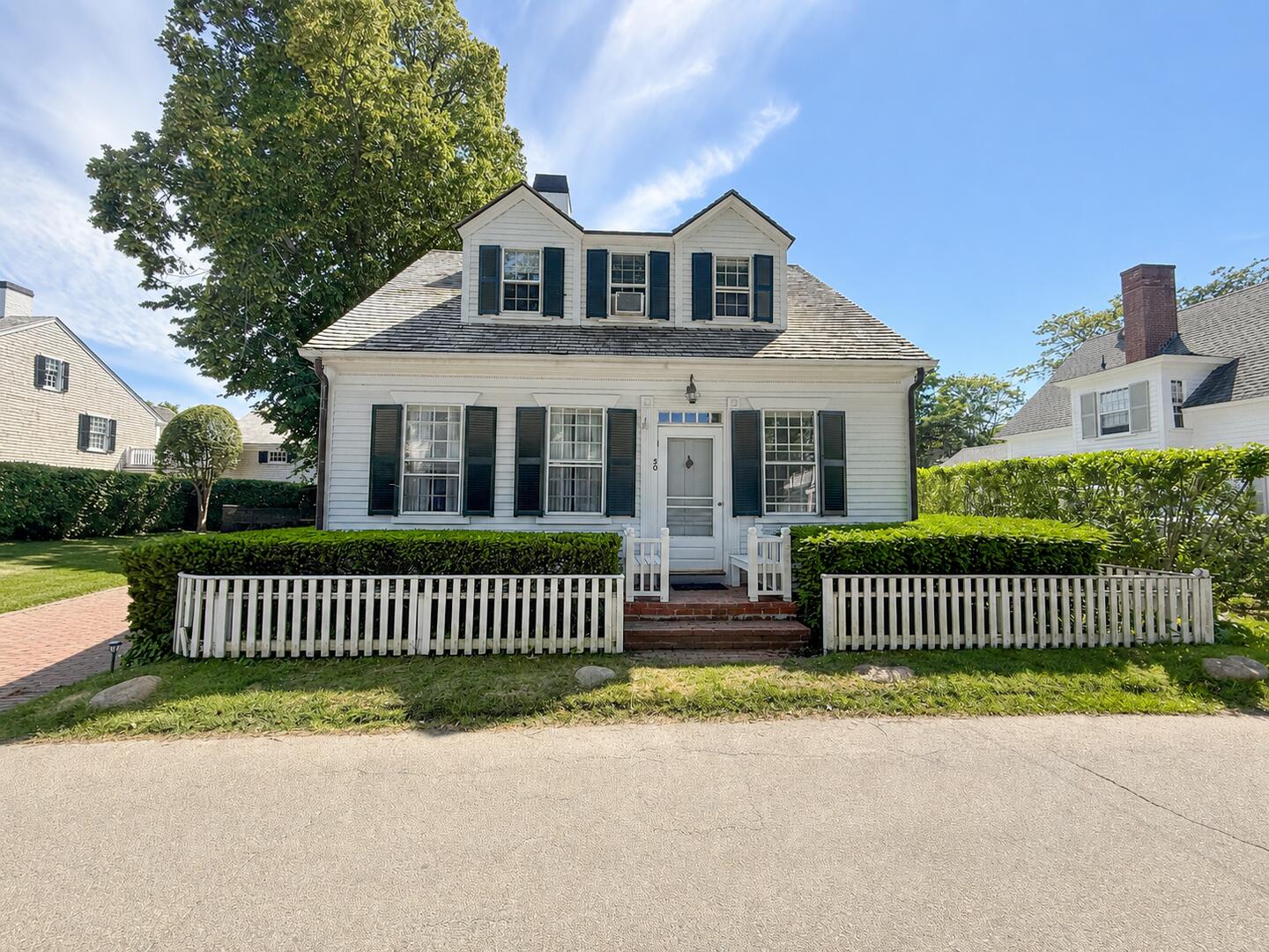 Edgartown Downtown 88