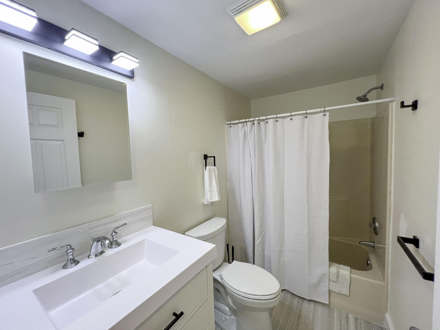 Hall Bath with Tub Shower Combo, First Floor