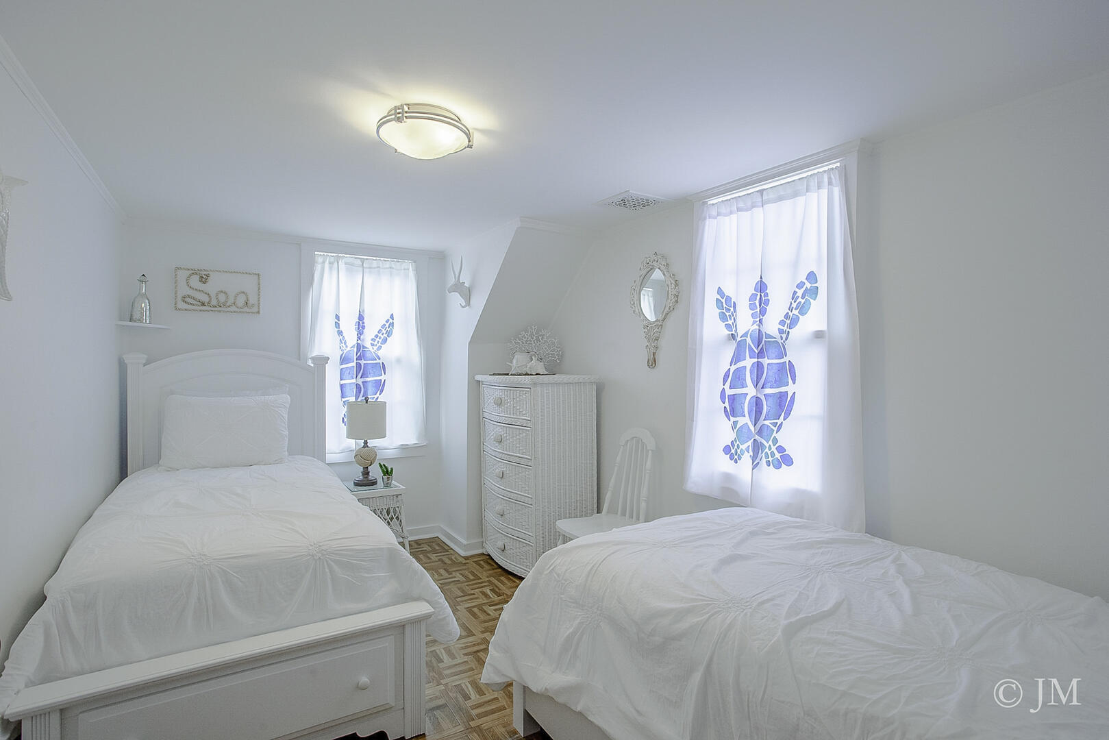 BR7 (2) Twin Beds, Second Floor (Central AC)