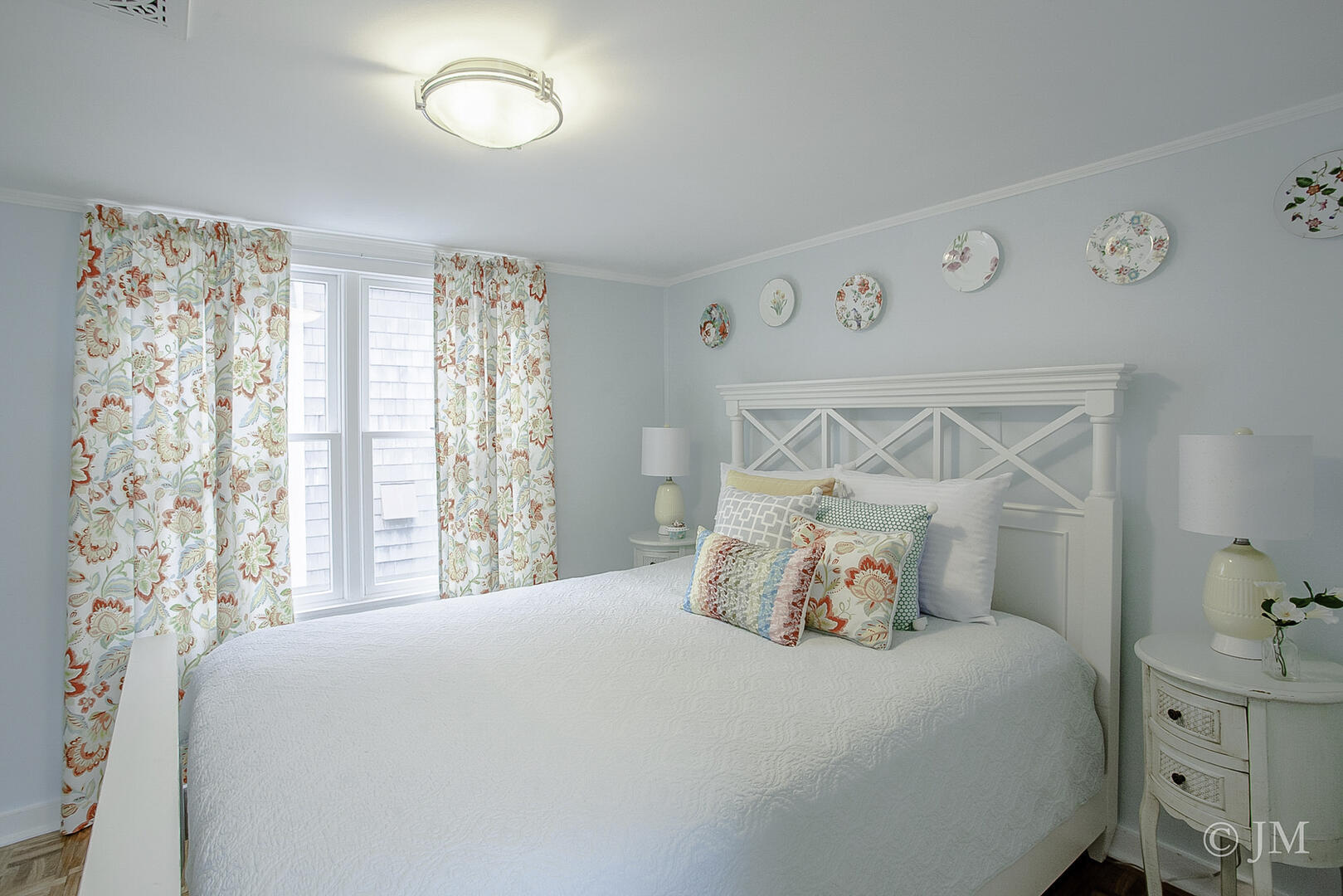 BR4 Queen, Second Floor (Central AC)